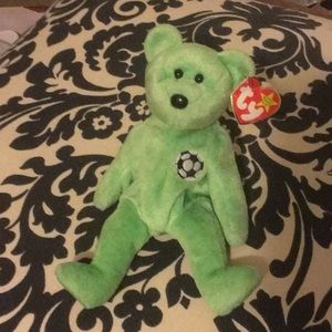 Rare Kicks beanie baby and free gift
